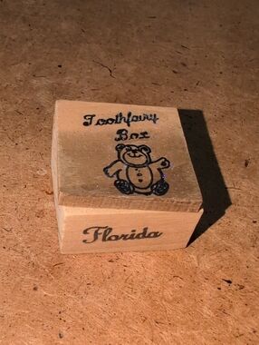 ❤️‍🔥10/$10❤️‍🔥 Vintage Florida Souvenir Wooden Bear Toothfairy Box Keepsake